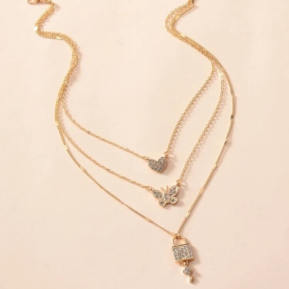 💥Sale💥 4 for 20Rhinestone Heart Layered Necklace - Picture 2 of 3